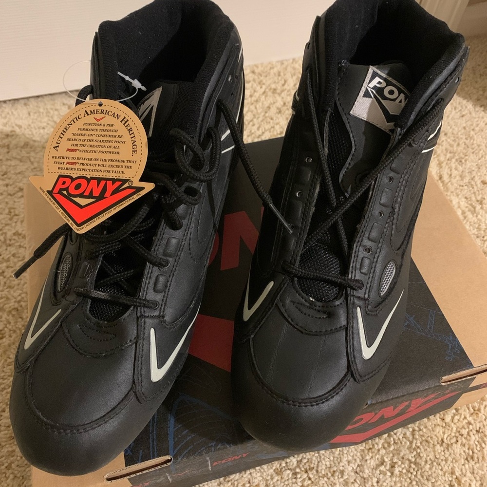 Men’s Baseball Cleats